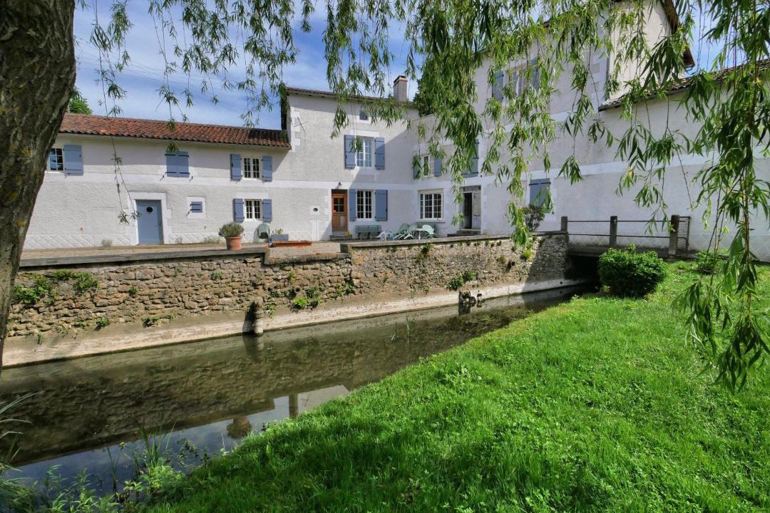 Photo of Others in Sommieres-du-Clain