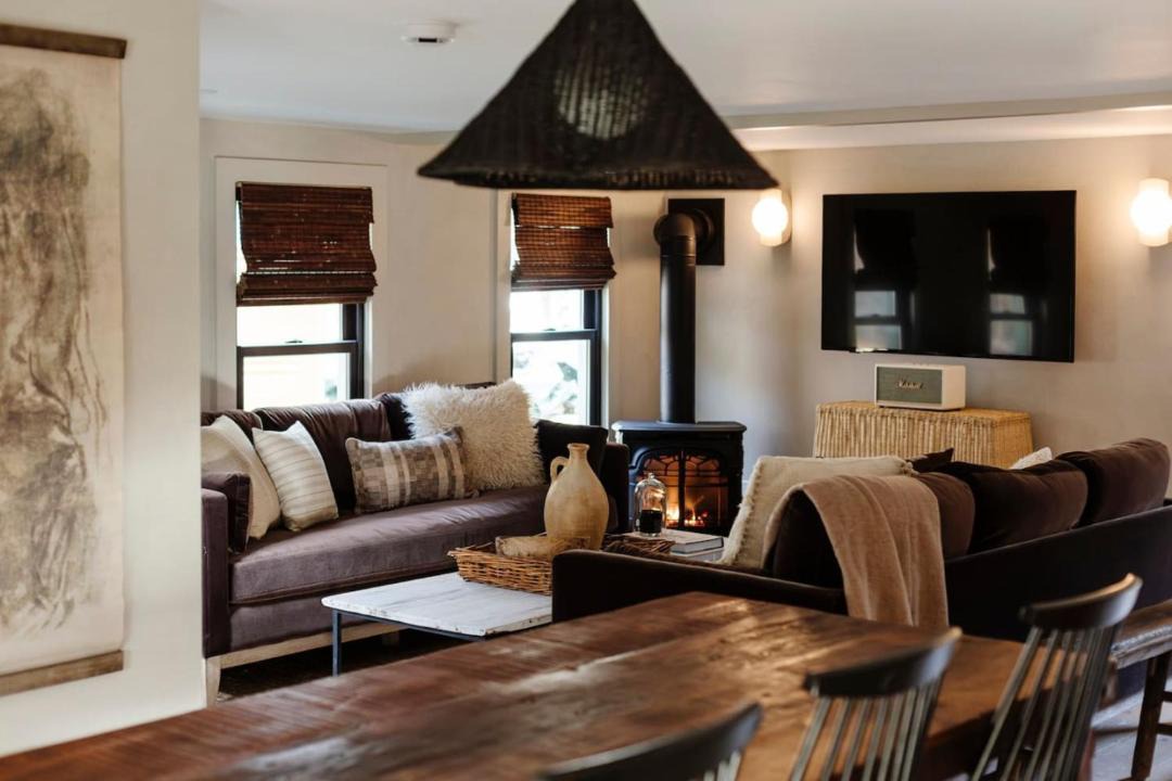 Photo of Livingroom in Phoenicia