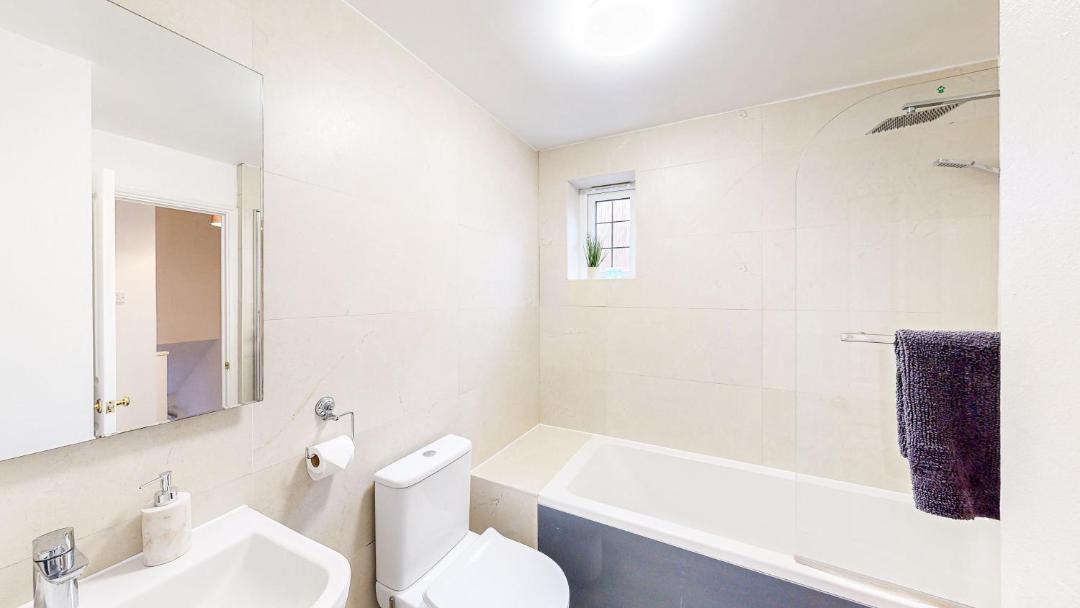 Photo of Bathroom in Cockernhoe