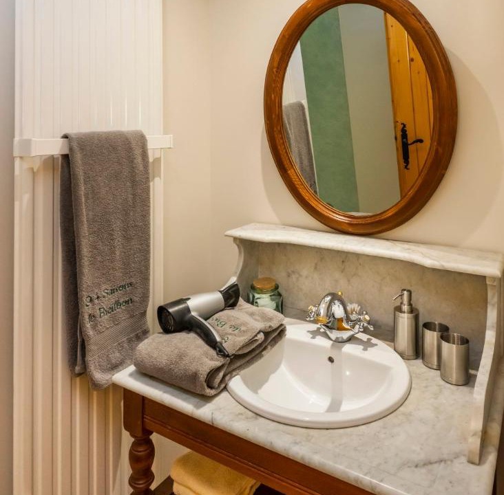 Photo of Bathroom in Rouvre