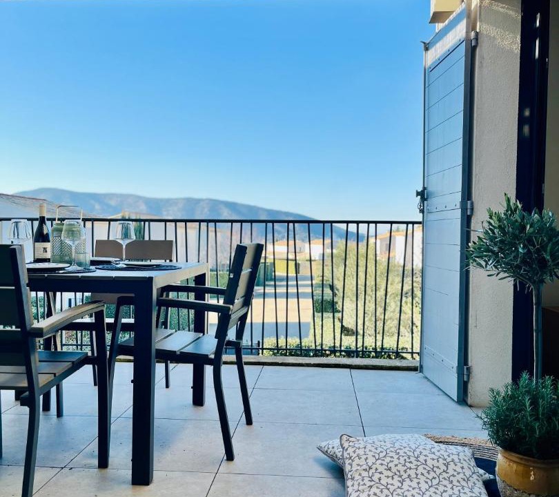Photo of Patio Balcony in Malaucene