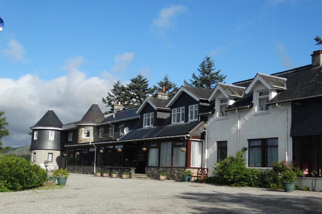 Photo of Others in Newtonmore