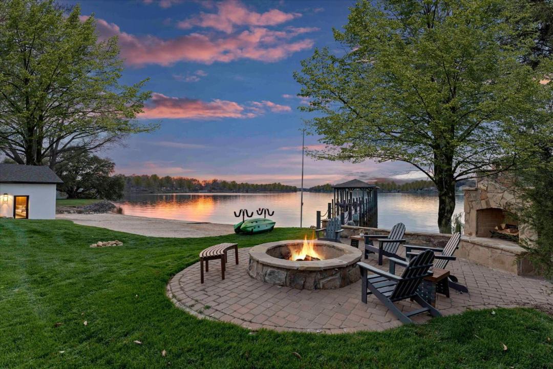 Photo of Others in Mooresville