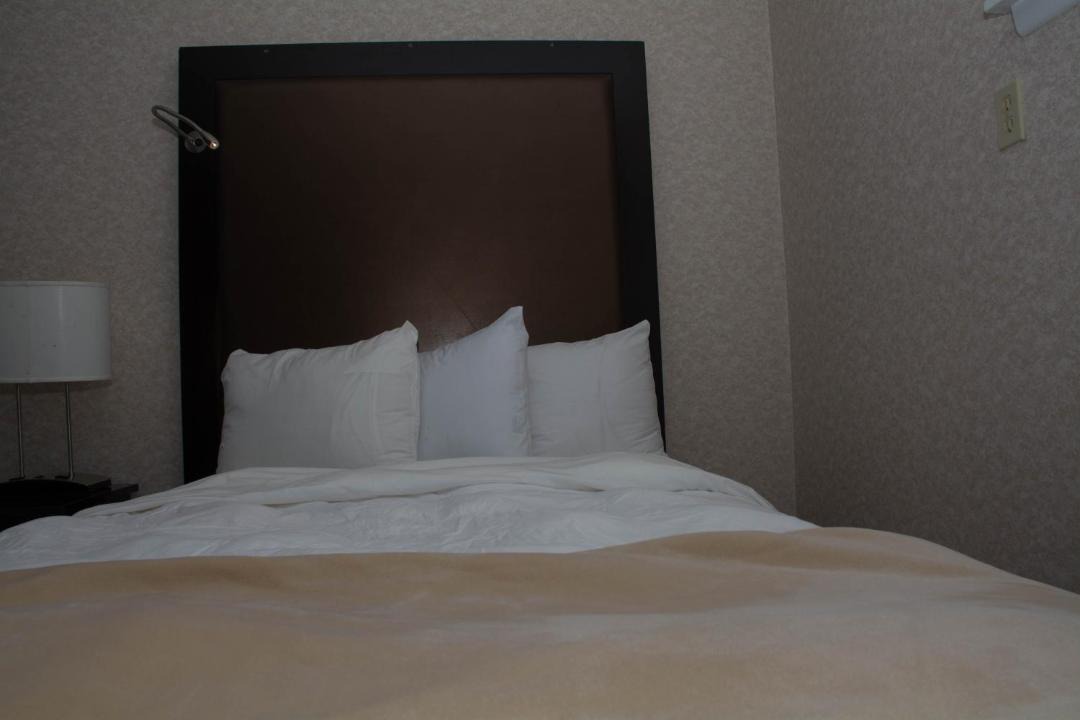 Photo of Bedroom in Wall Township