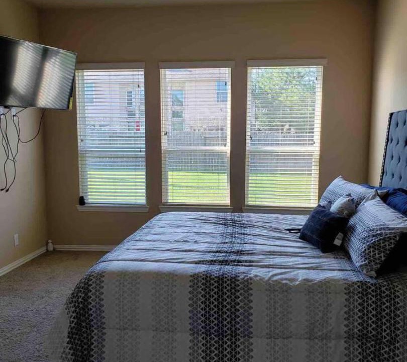 Photo of Bedroom in Humble