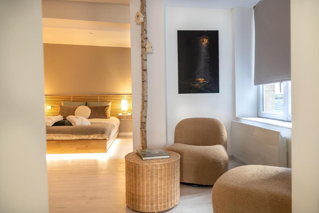 Photo of Others in Sedan