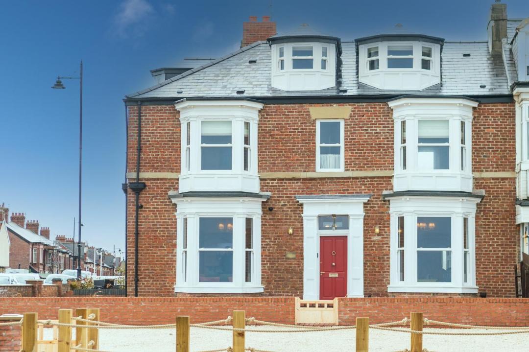 Photo of Others in Roker