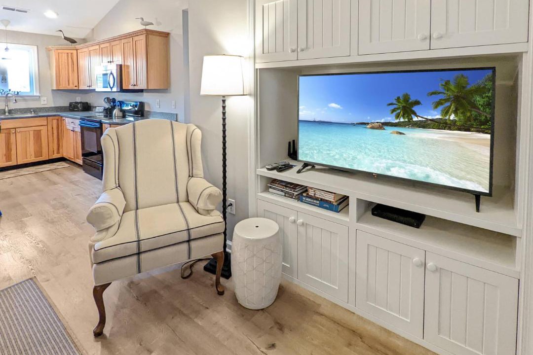 Photo of Others in Deep Hole