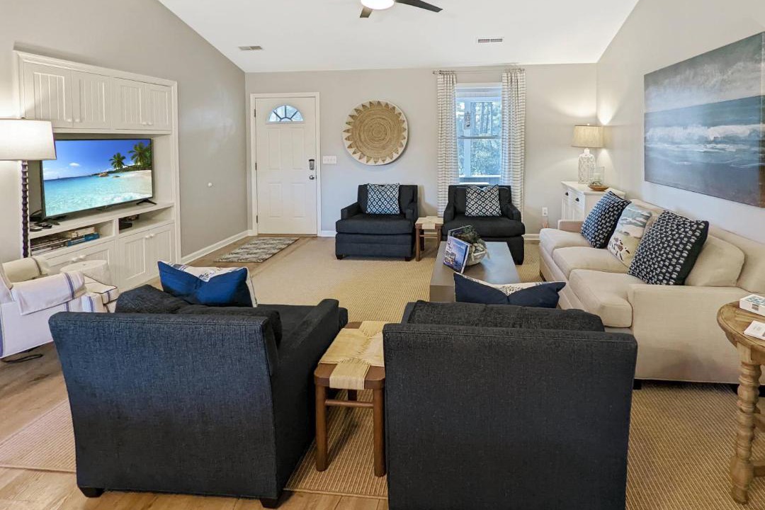 Photo of Others in Deep Hole