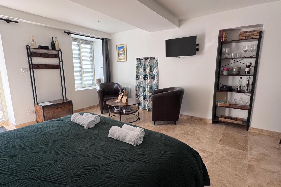 Photo of Bedroom in Pommard