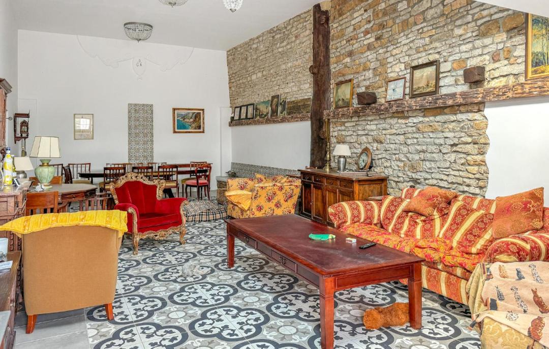 Photo of Others in Pressigny