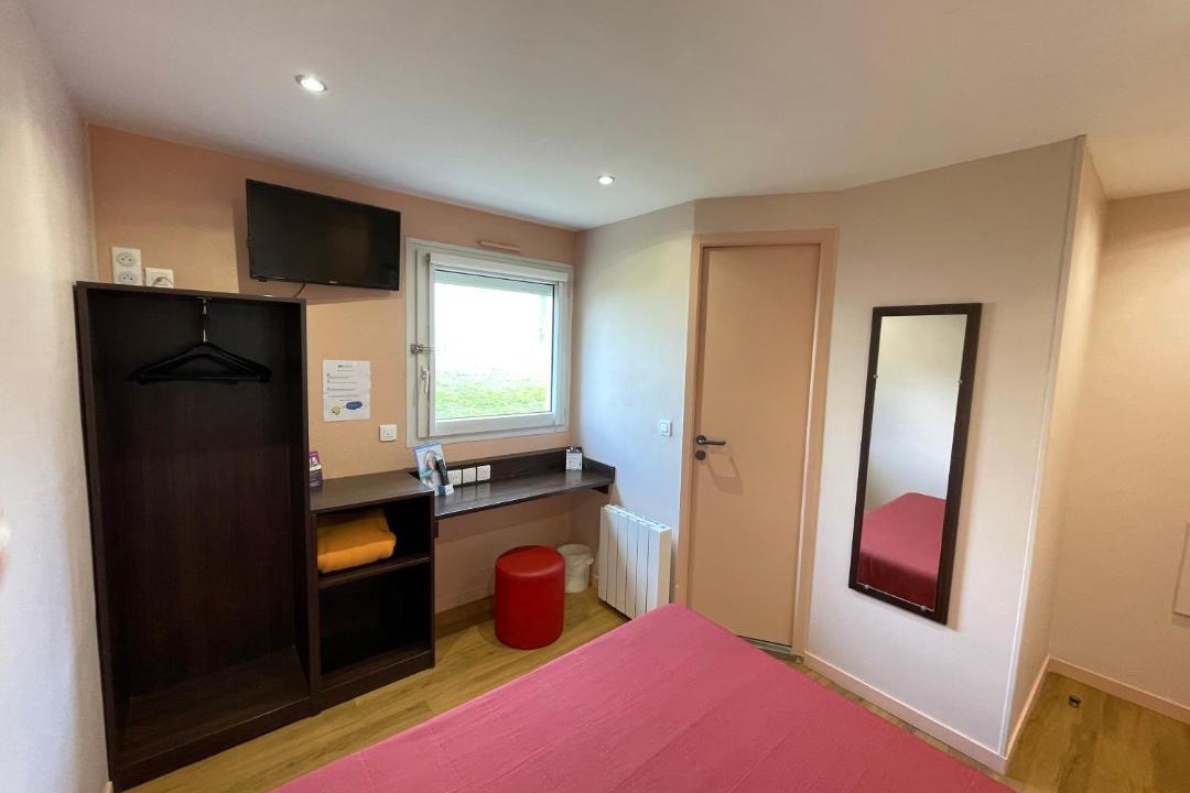 Photo of Others in Fayet