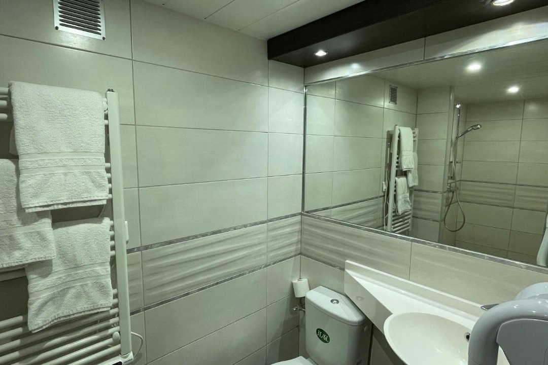 Photo of Bathroom in Fayet