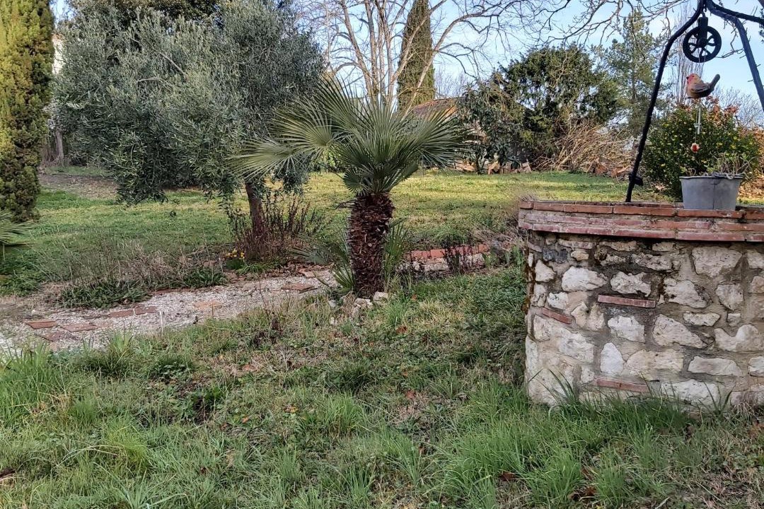 Photo of Others in Francescas