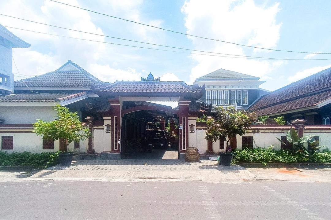 Photo of Others in Mataram