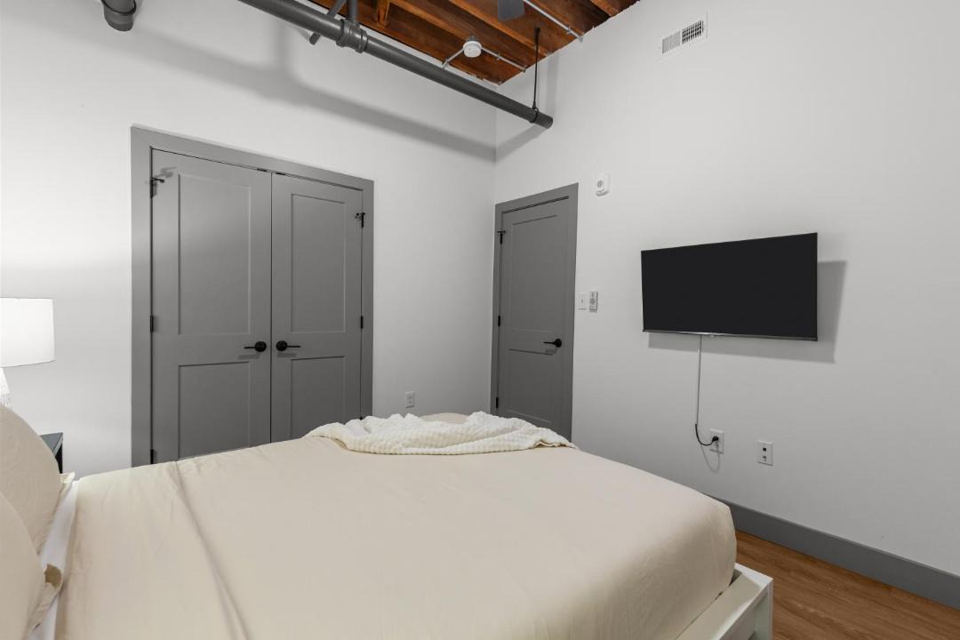 Photo of Bedroom in Downtown St. Louis