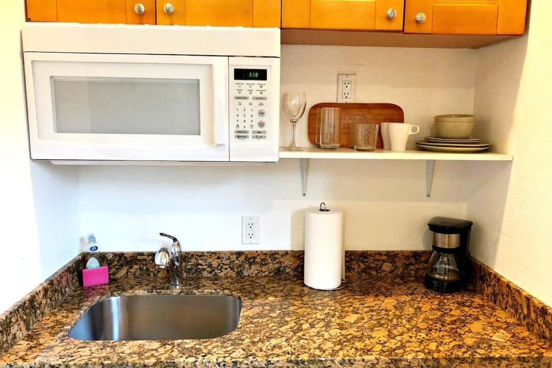 Photo of Kitchen in Hendricks and Venice Isles