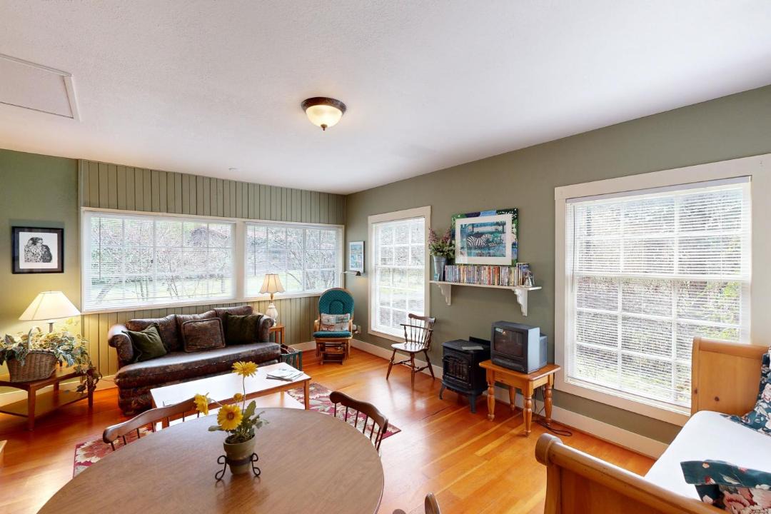 Photo of Others in Molalla