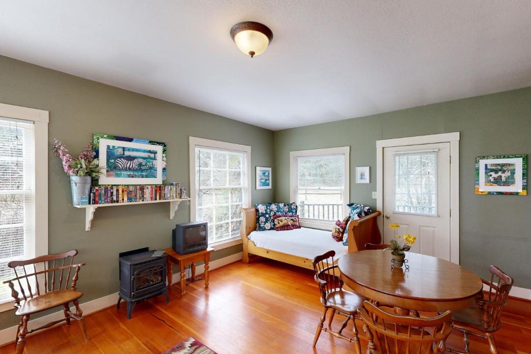 Photo of Others in Molalla