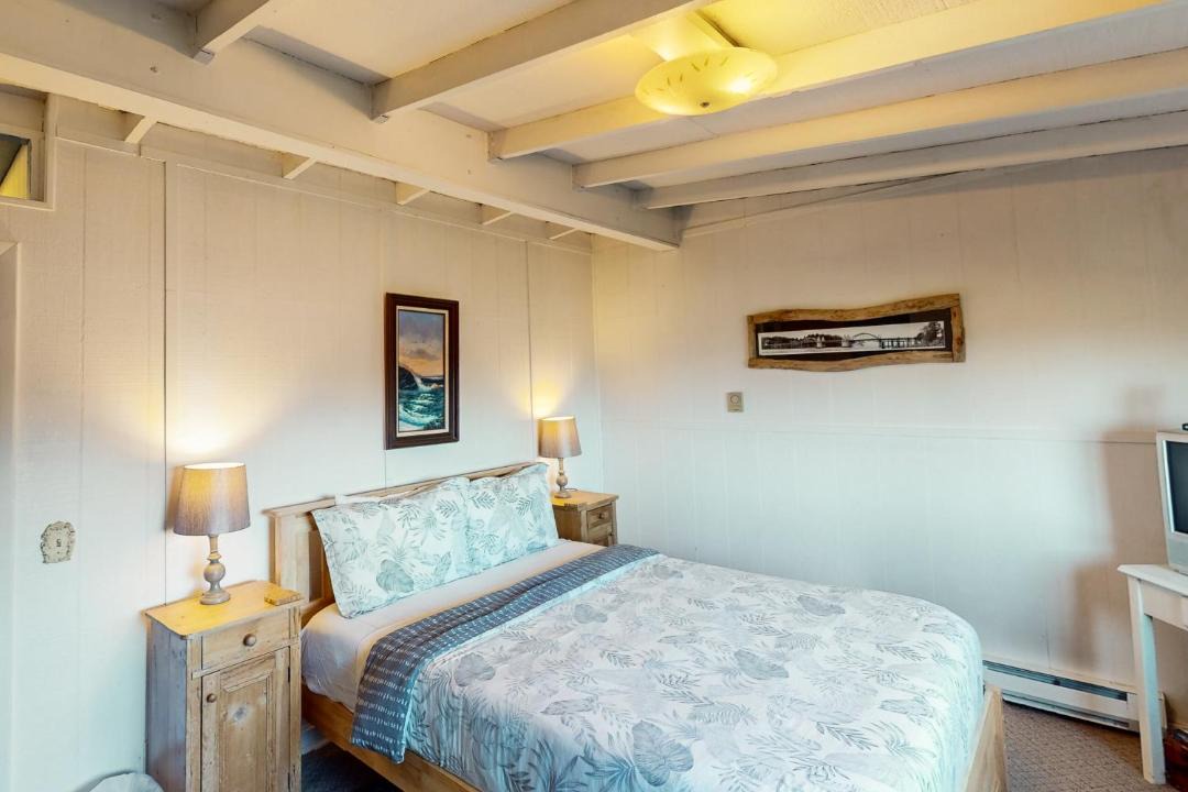 Photo of Bedroom in Yachats