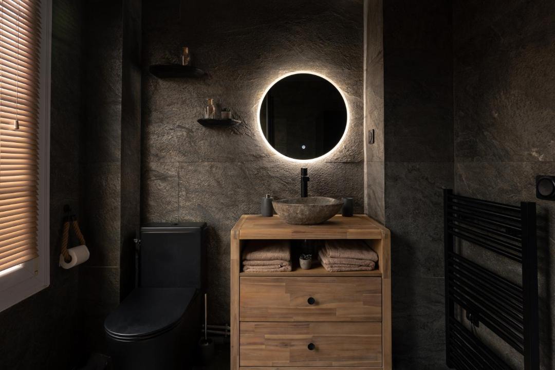 Photo of Bathroom in Saint-Etienne-des-Hautes-Terres