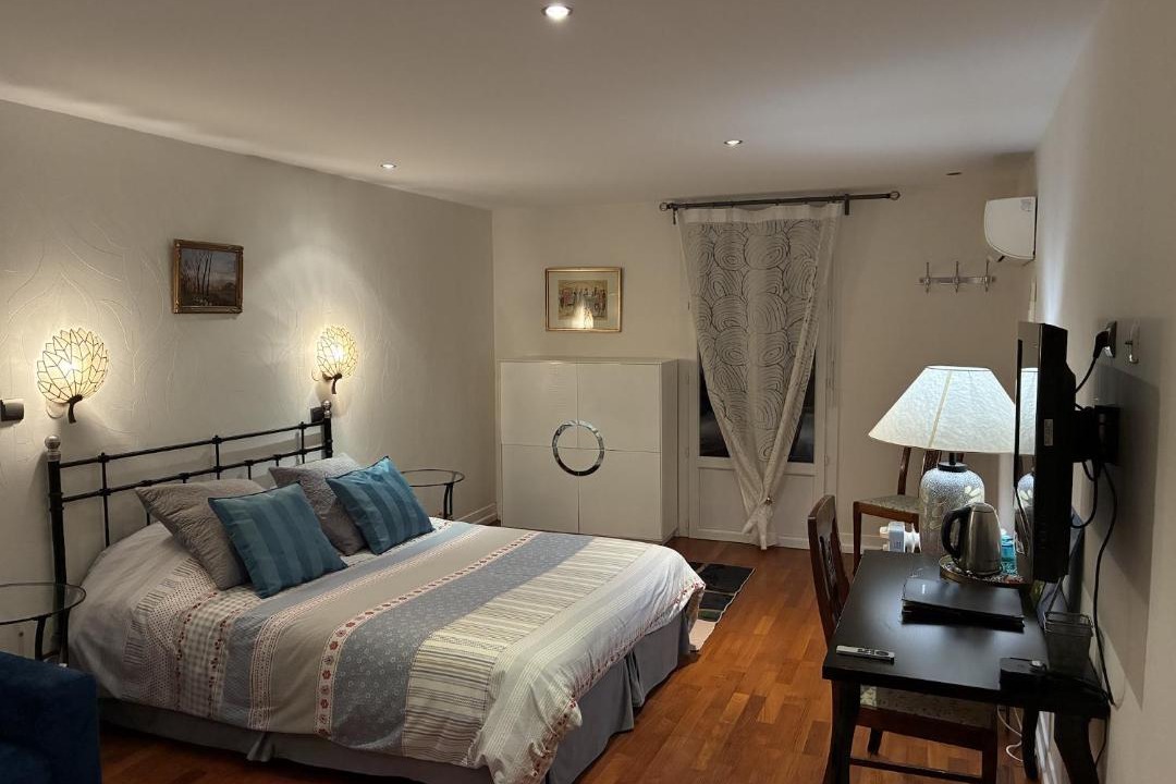 Photo of Bedroom in Ile Verte