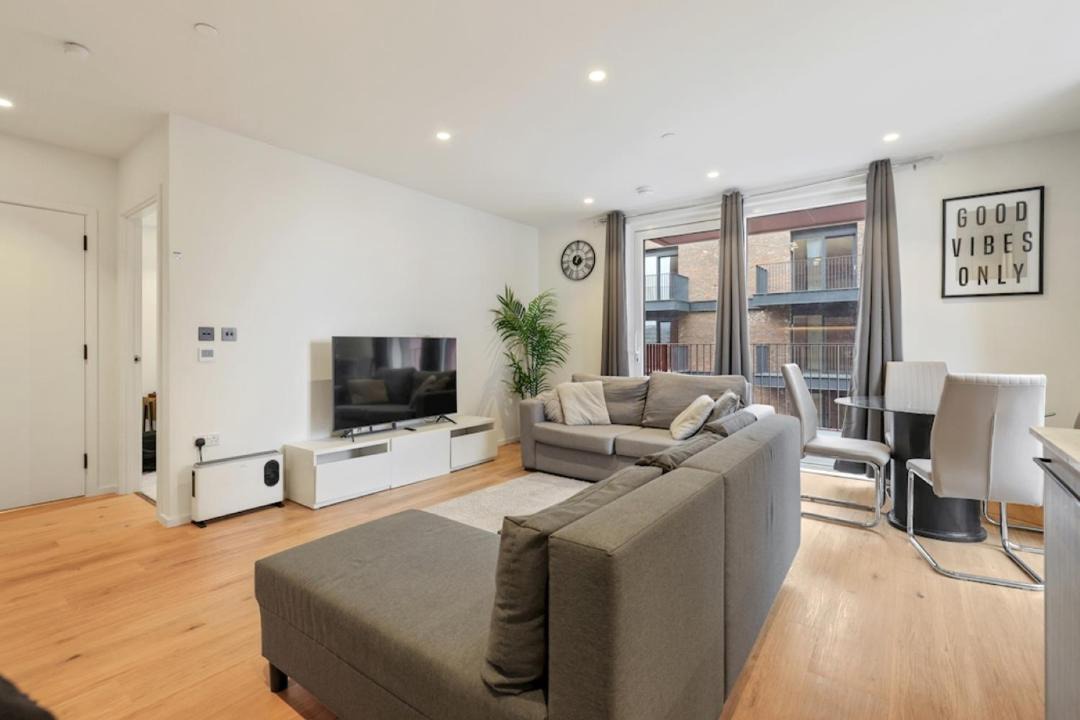 Photo of Others in Poplar