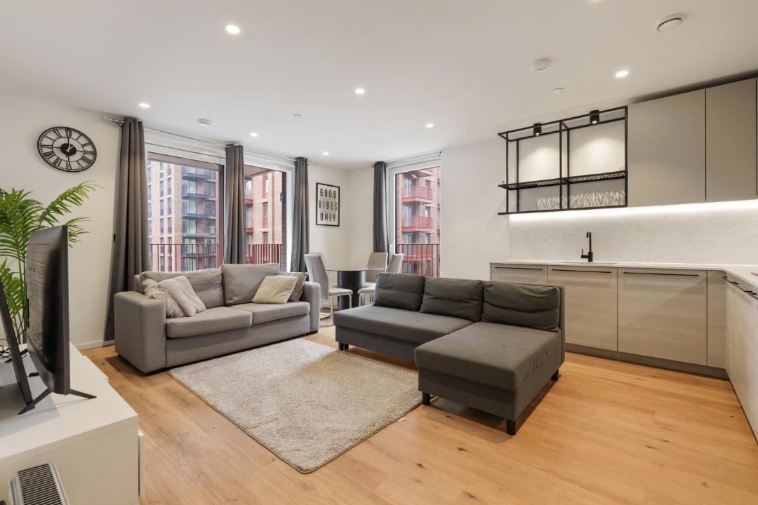 Photo of Others in Poplar