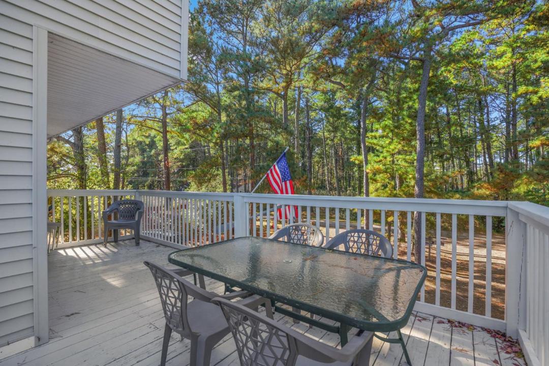 Photo of Patio Balcony in Piney Island