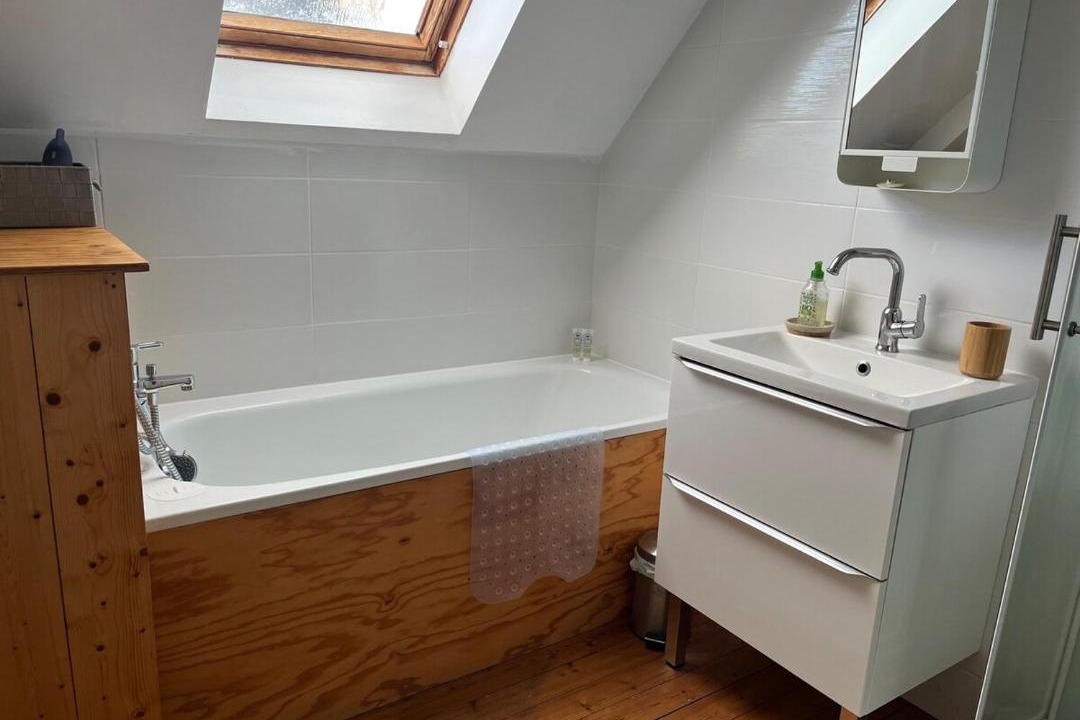 Photo of Bathroom in Loguivy