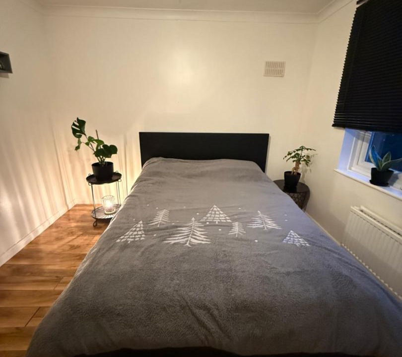 Photo of Bedroom in Caterham