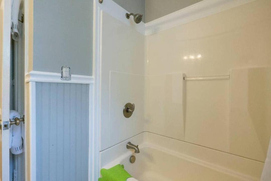 Photo of Bathroom in Berwyn