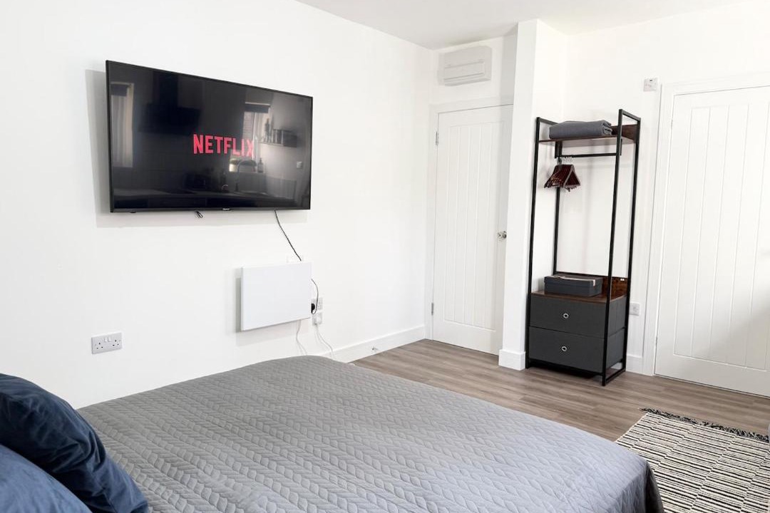 Photo of Others in Hoxton West