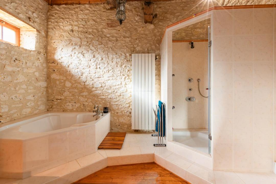 Photo of Bathroom in Solomiac