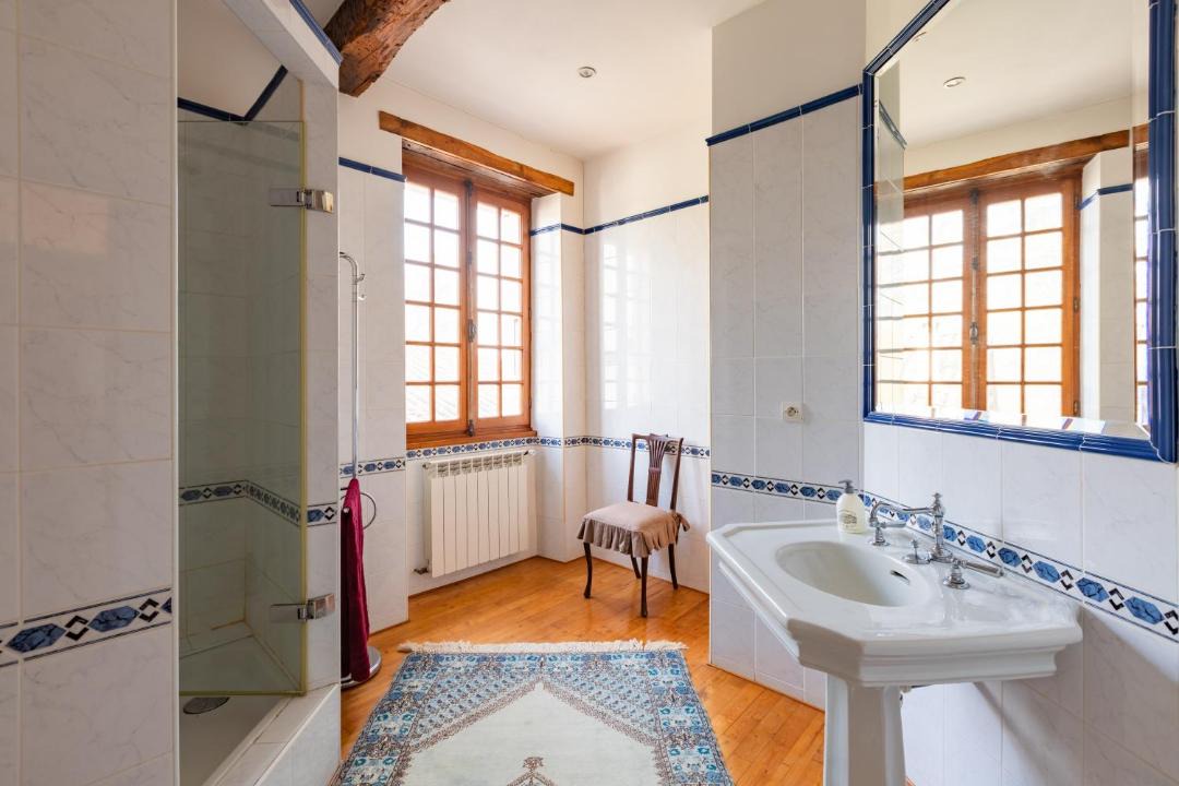 Photo of Bathroom in Solomiac