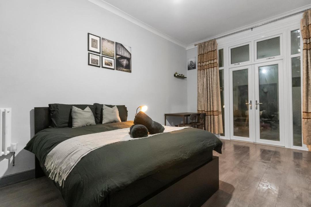 Photo of Bedroom in Moseley