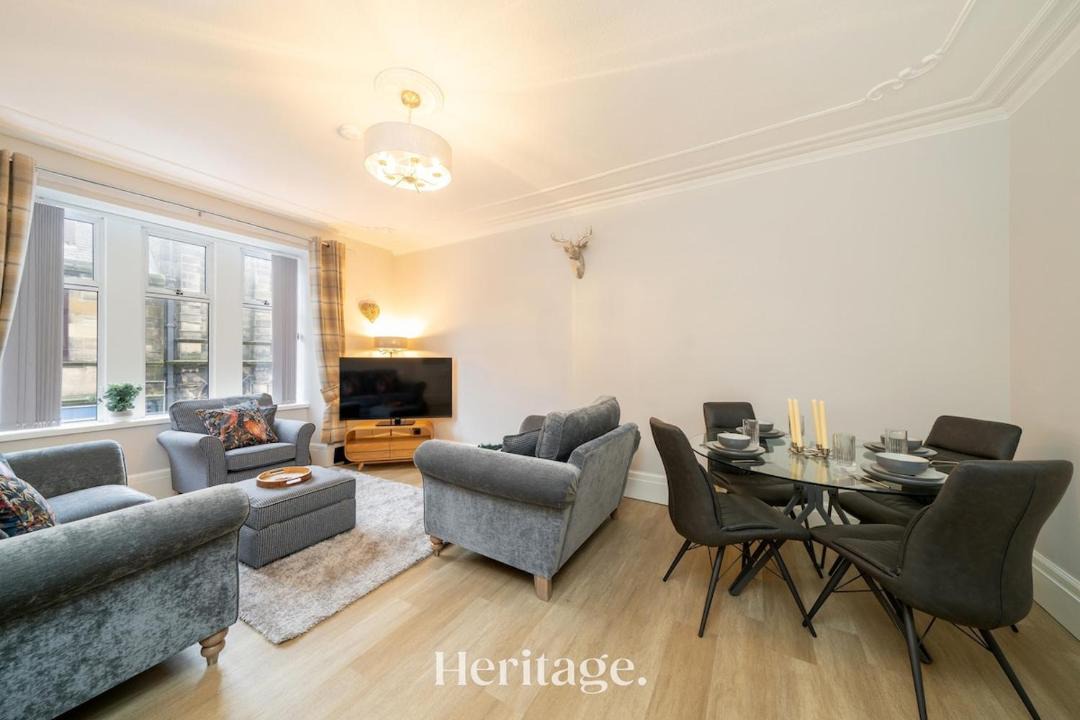 Photo of Livingroom in Keith