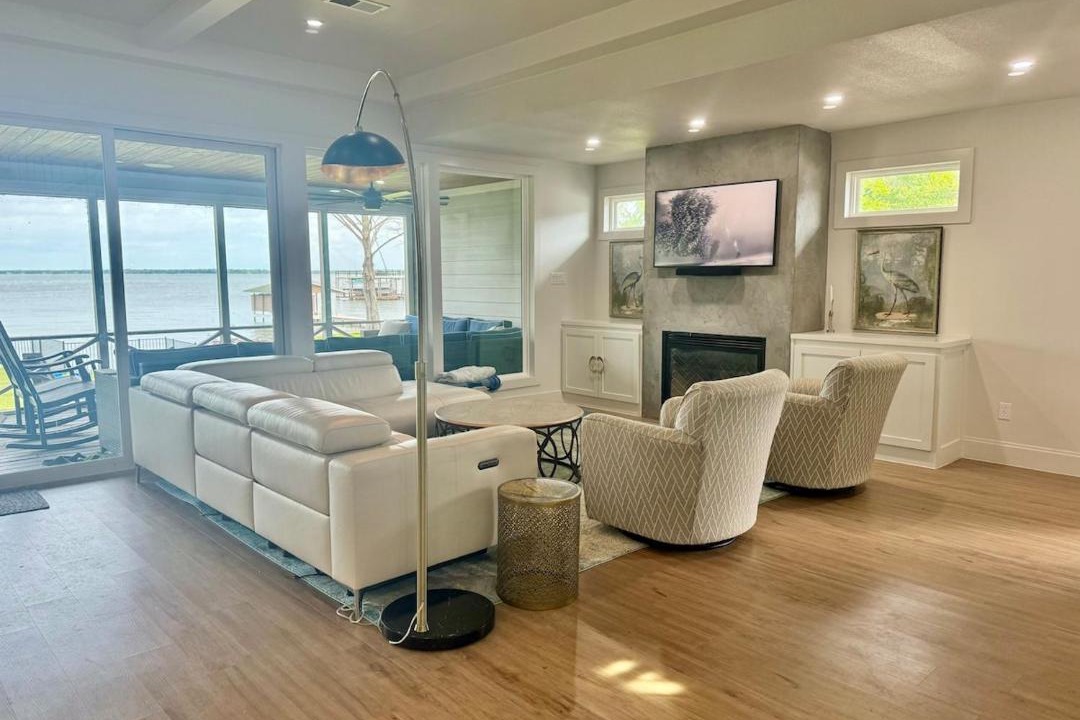 Photo of Livingroom in Tool
