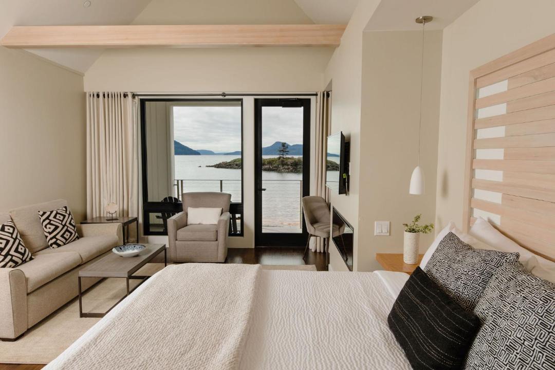 Photo of Others in Eastsound