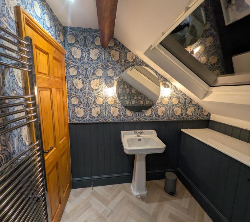 Photo of Bathroom in Newark