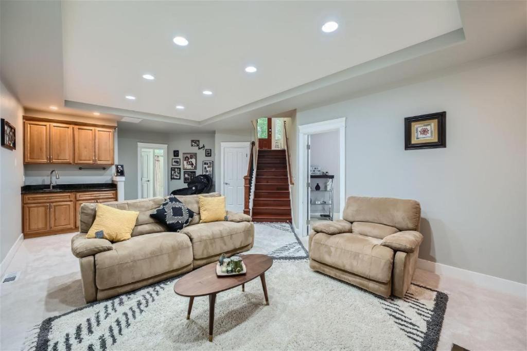 Photo of Others in Olympia