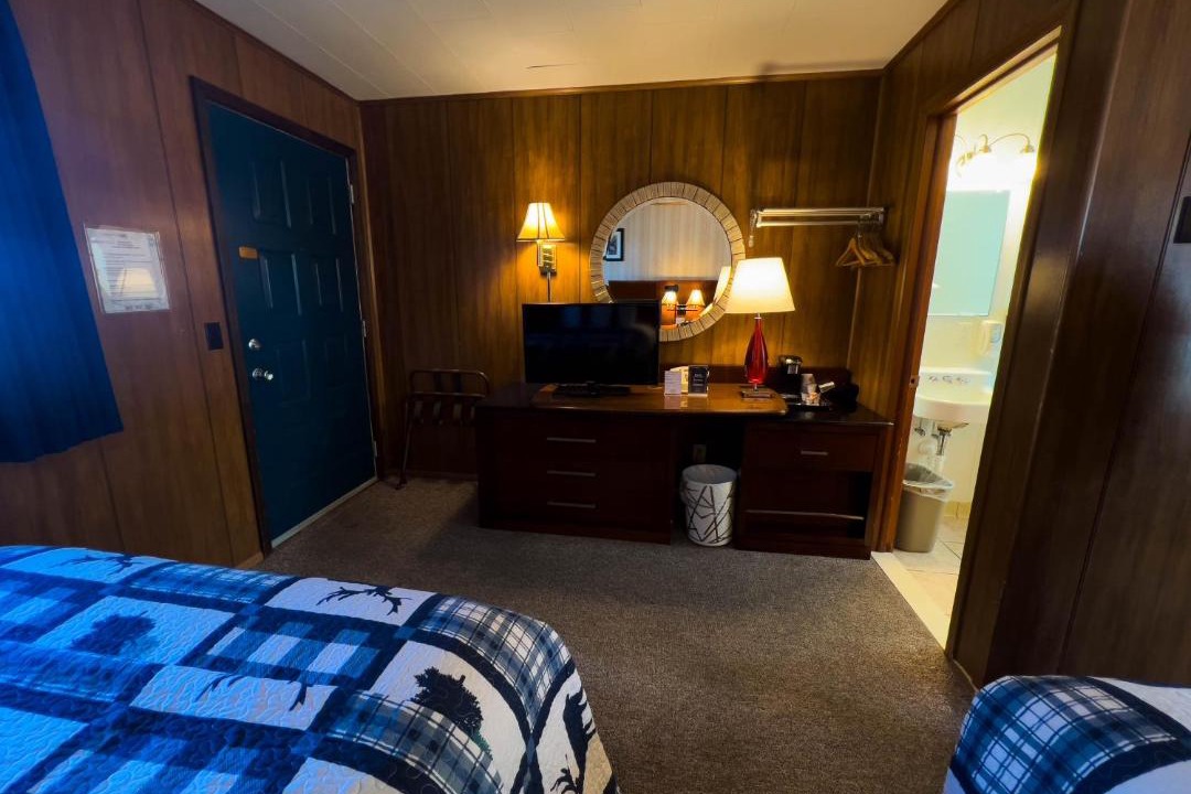 Photo of Bedroom in Mackinaw City