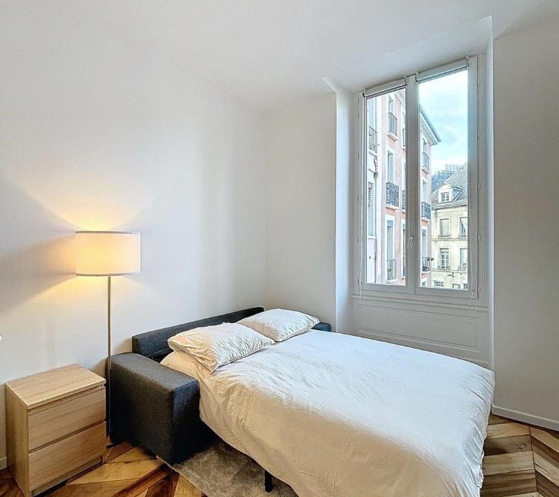 Photo of Bedroom in Grenoble City Centre