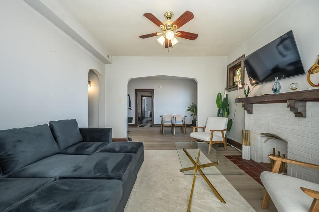 Photo of Livingroom in The Southampton