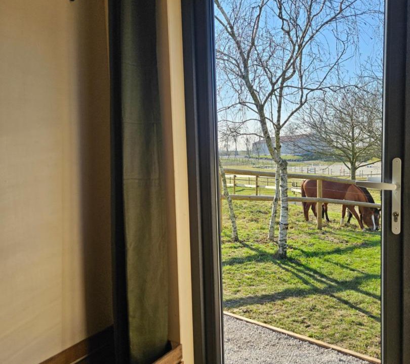 Photo of Others in Vron