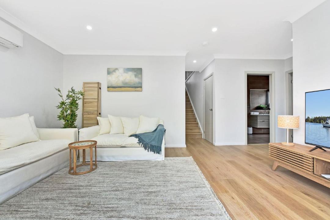 Photo of Others in Caves Beach