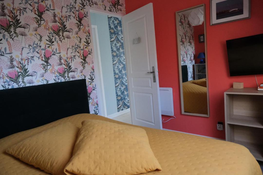 Photo of Others in Orval