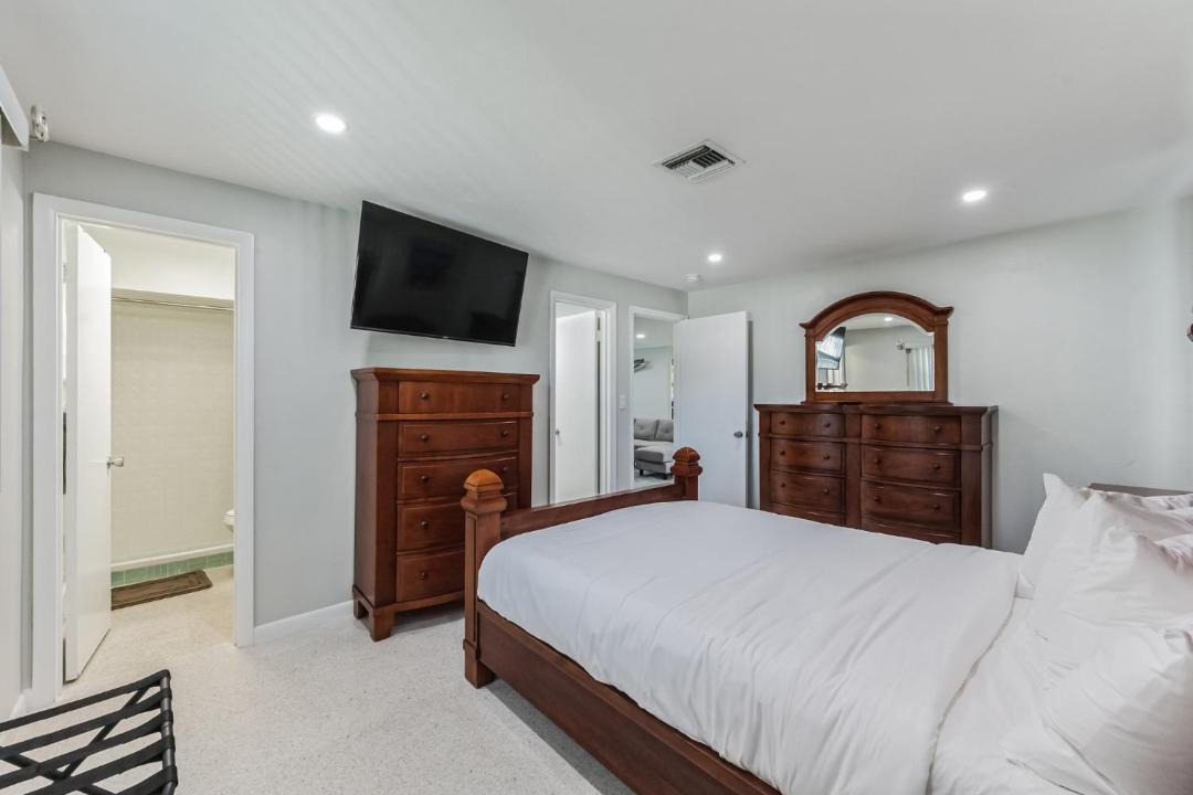 Photo of Bedroom in Alabama Grove Terrace