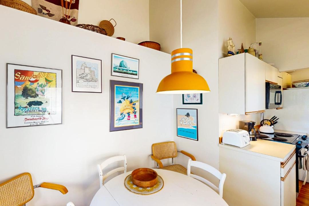 Photo of Others in Cannon Beach