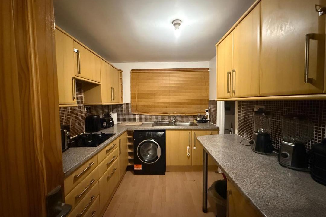 Photo of Kitchen in Caterham